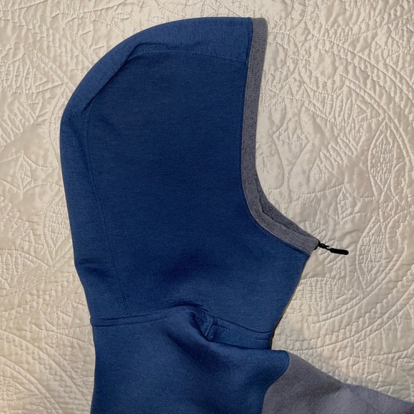 The North Face Blue and Grey Hoodie - Picture 6 of 6